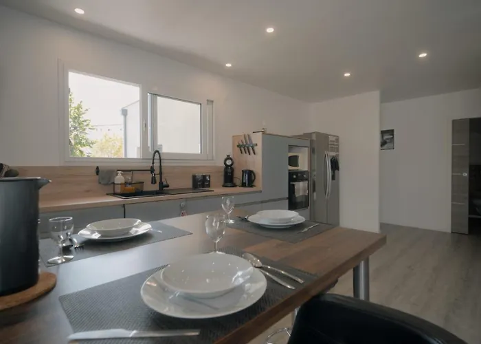 Belle Villa Contemporaine 10/12 Personnes
