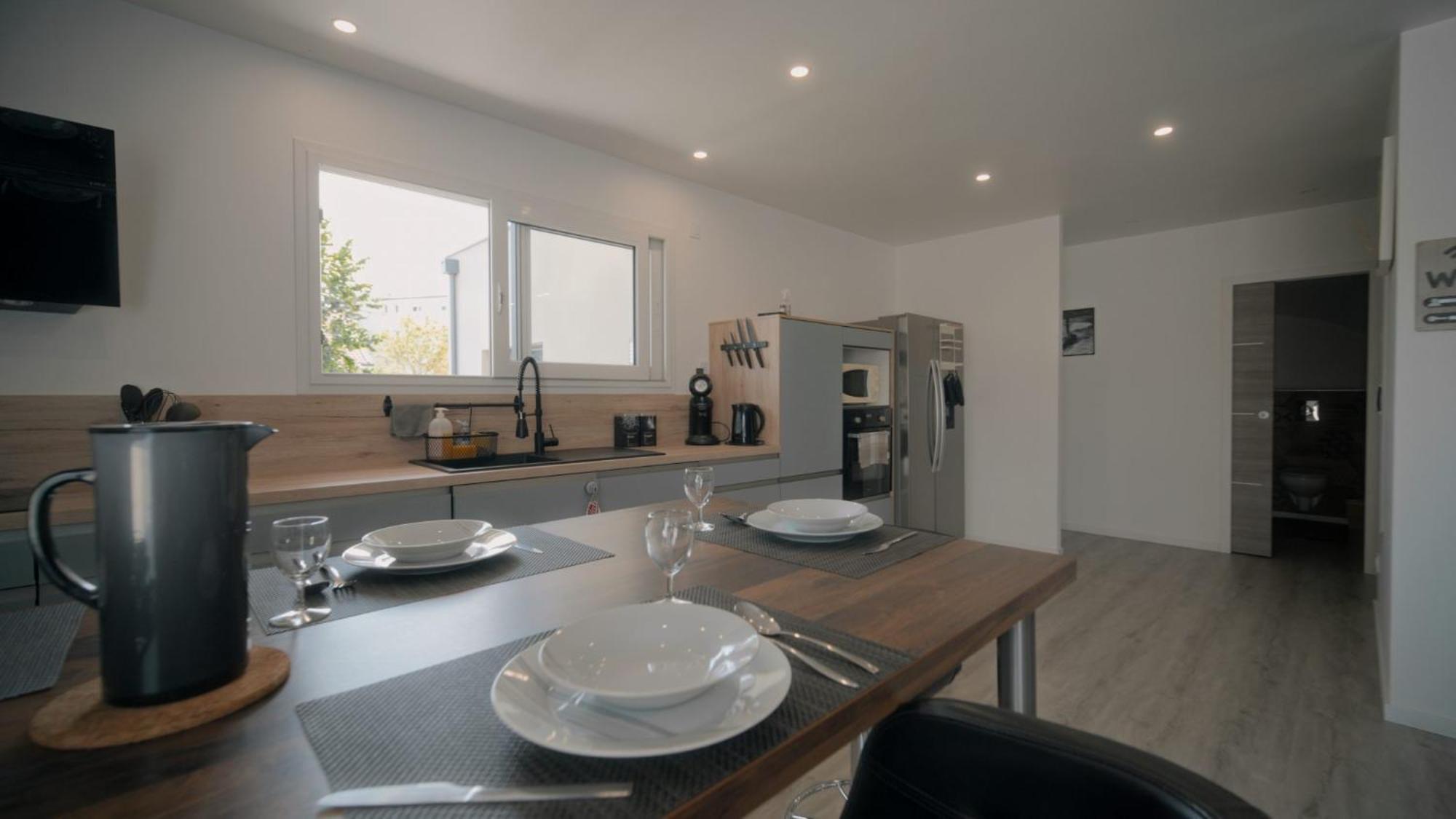 Belle Contemporaine 10/12 Personnes * Pont-du-Chateau